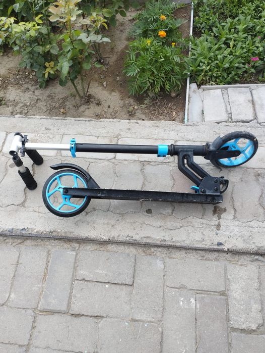 Продам самокат...