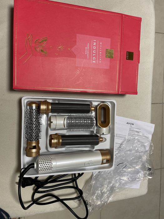 Сешоар с приставки Avon