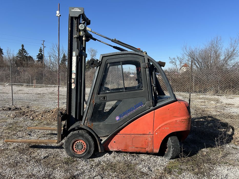 Продавам мотокар дизел Линде / Linde H30D обслужен 3тона