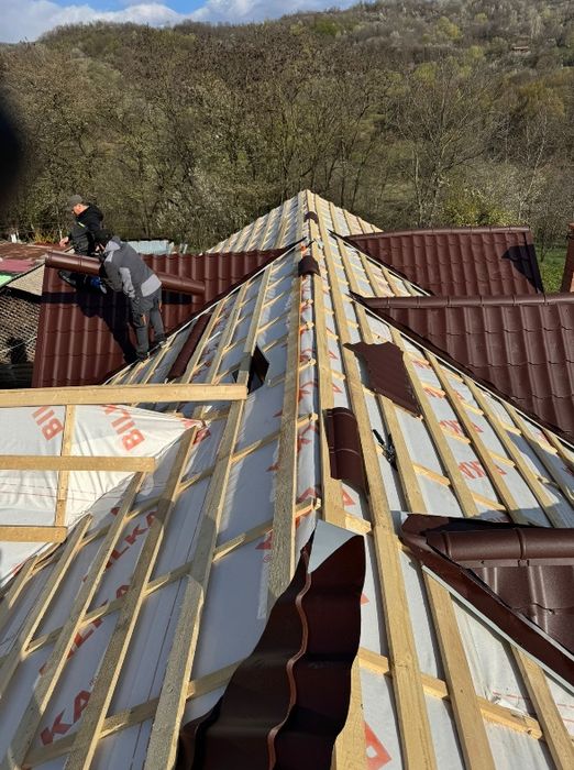Acoperișuri de la A la Z Montaj Tablă, Țiglă, Dulgherie și Reparații Urgente