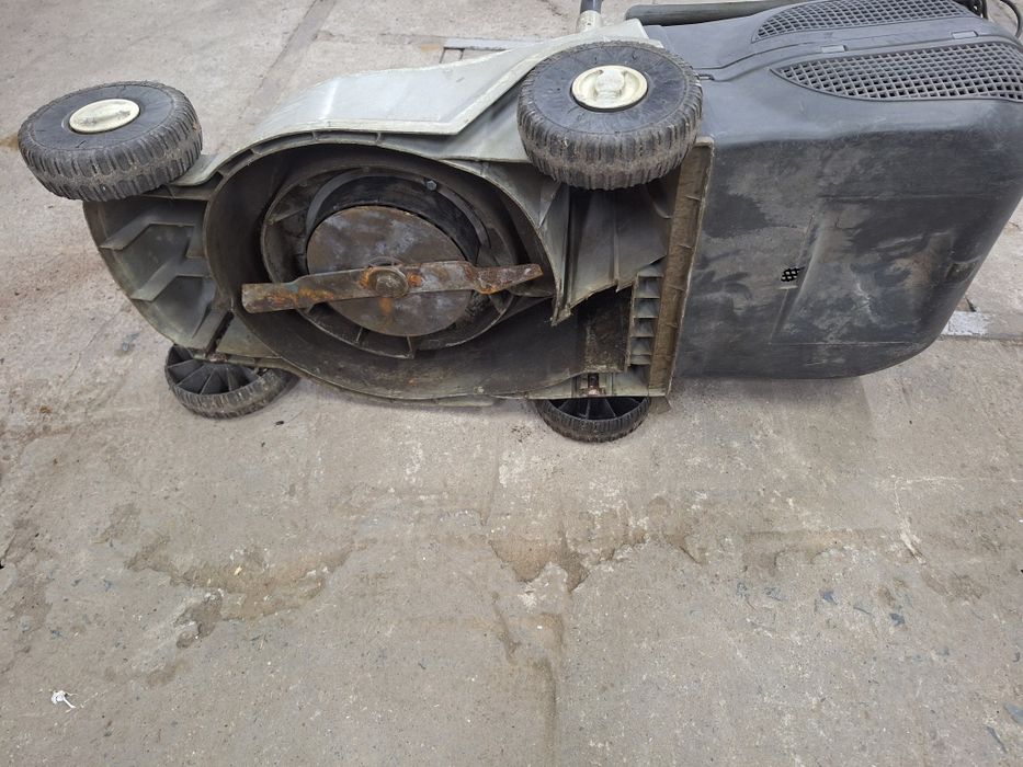 Электро газоно касилка