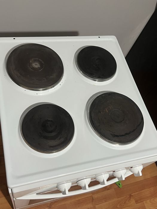 Электрическая плита