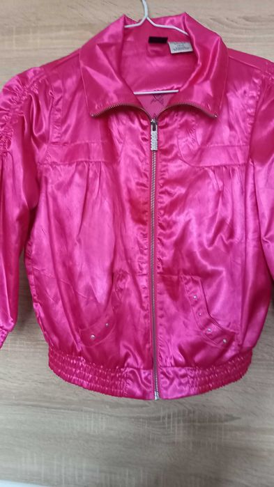 Пролетно яке за момиче