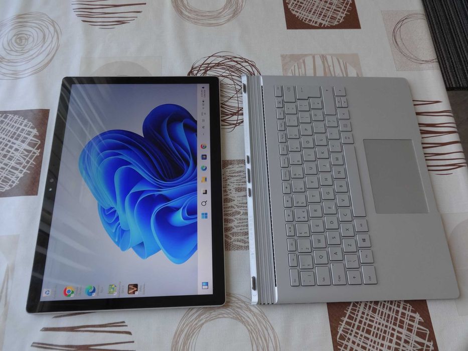 Таблет и Лаптоп 2в1 Microsoft Surface Book i7-6600U/RAM 16GB/SSD 512GB