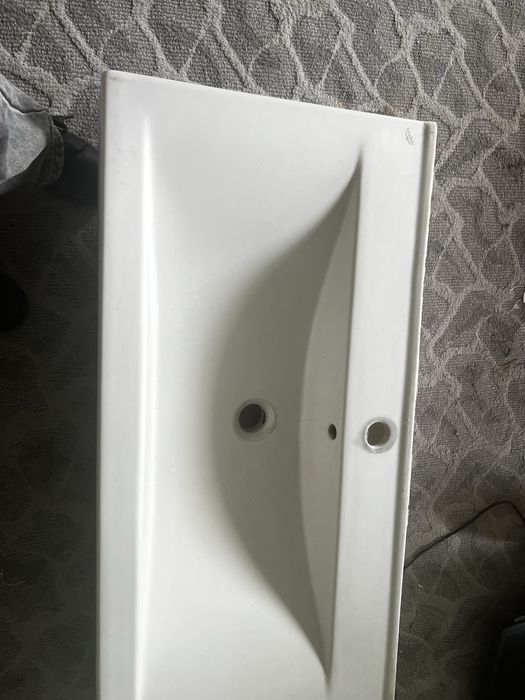 Фотодагы заттар сатылады