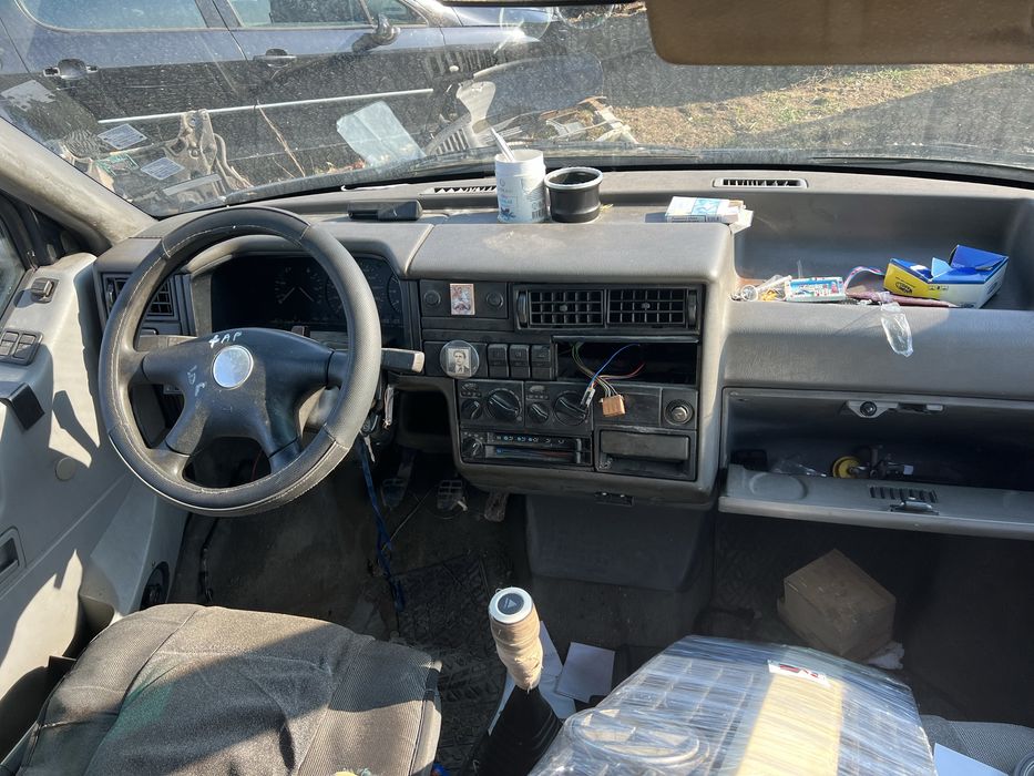 Volkswagen Transporter  T4 2.5 Бензин, Транспортер  Т4  На Части !!!