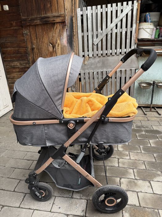 Продам детскую коляску 2в1