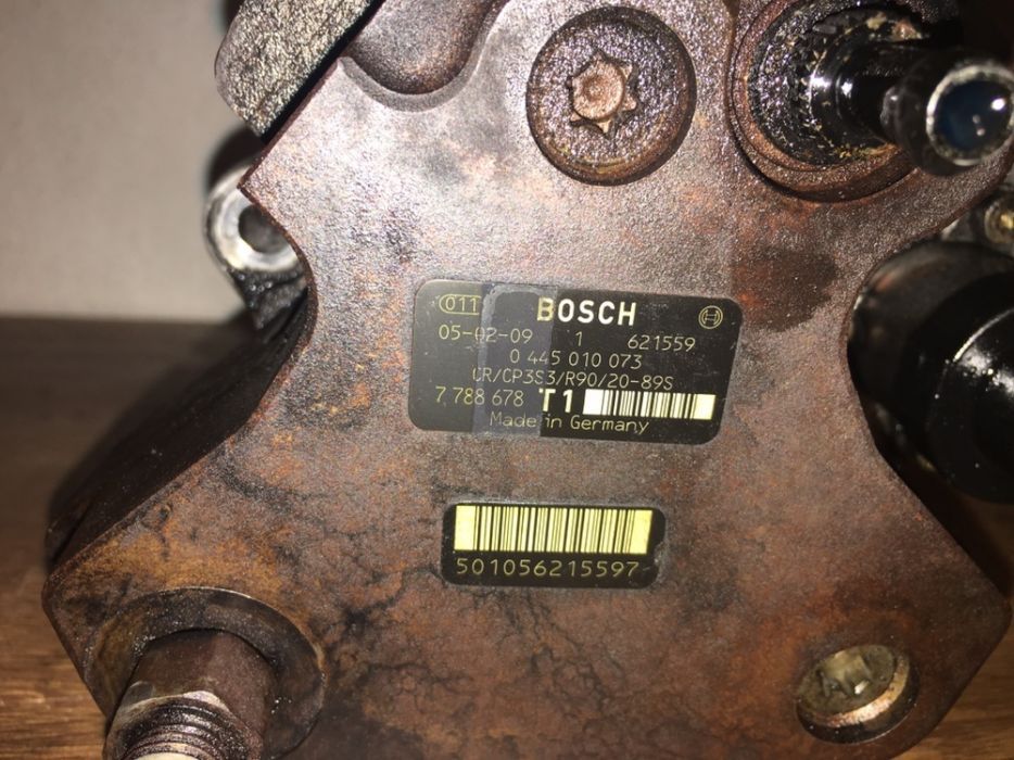 Pompa inalte/injecție bmw E60/61 525/530 E46/E65/E83/E53 M57N