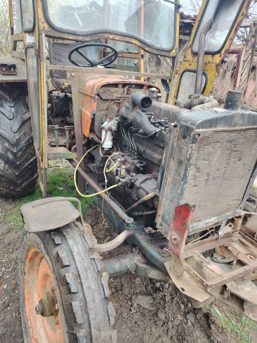 Vind tractor615 de reparat sau pentru piese