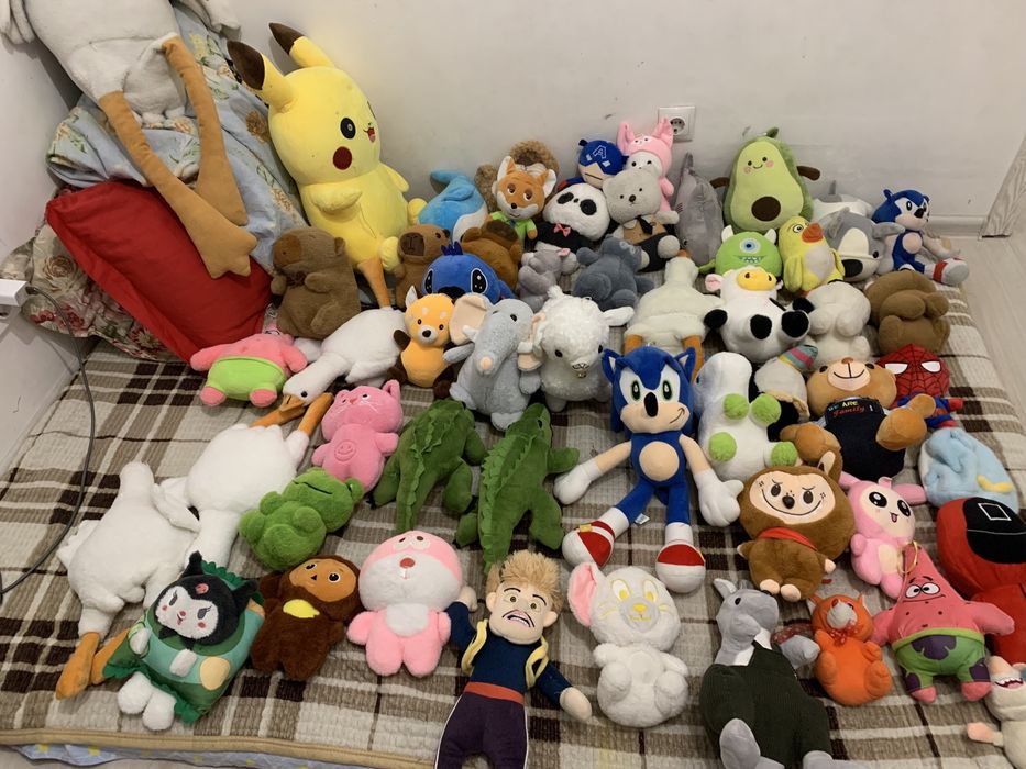 Продам мягкие игрушки 53 шт