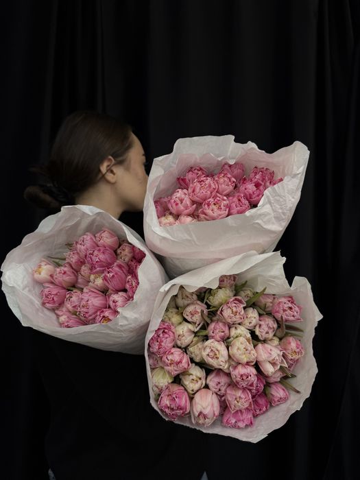 Тюльпаны в красивом оформлении