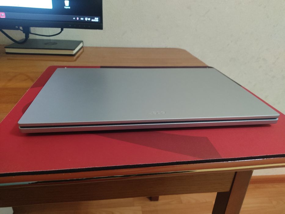 Продается ноутбук офисный