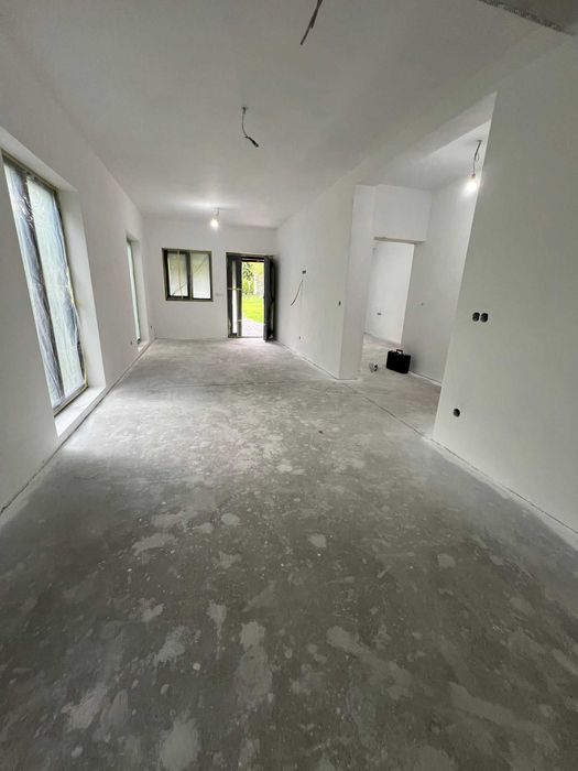 Tencuieli mecanizate / Finisaje interioare-exterioare