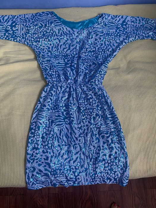 Продаеться костюм zara