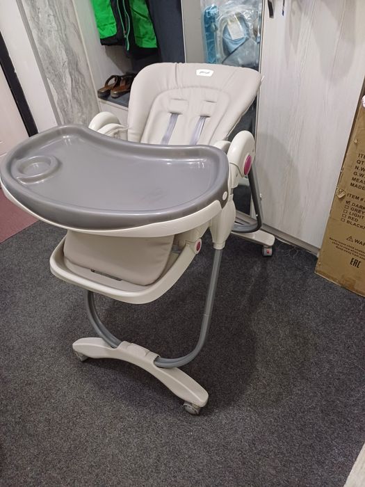 Продаётся кормления стульчик Teknum