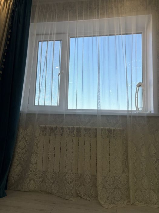 Продам шторы и тюль.