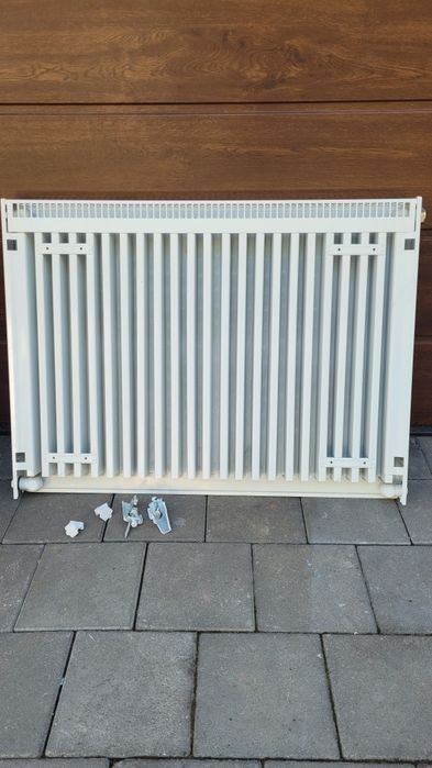 Calorifer Purmo C11 600 mm – 70×60 cm / 80×60 cm – 2 bucăți