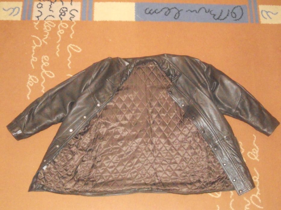 Geacă din piele naturală marca IPM Târgu Mureș®, nouă, lungă, de iarnă
