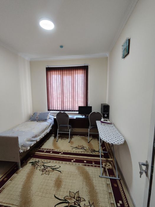 Сдам квартиру 16/4, 3 комнаты, мелирована с условиями.