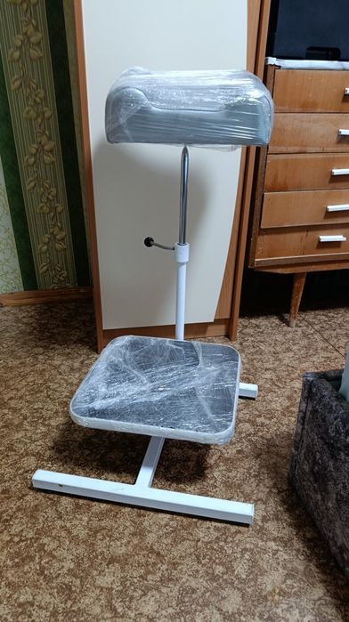 Продам подножку для ног