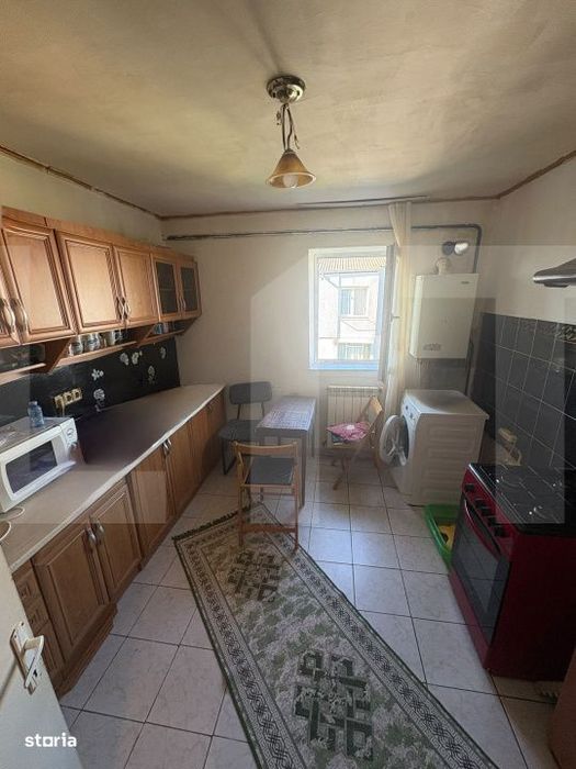 Apartament 3 camere, 63.66 mp, zona Capat 1