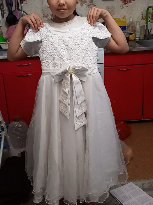 Продам платье для девочек