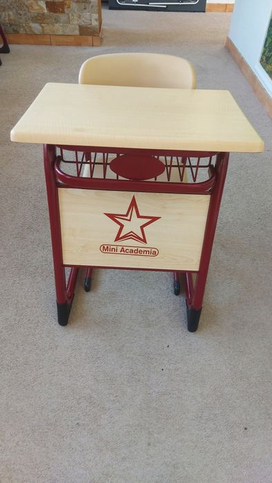 Mobilier scolar ERGONOMIC /profesional  clasele 1-8 set  20 buc.