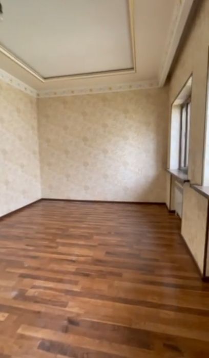 Беруний 6.хонали 4-сотих Хувайдо Махалла Учаска Ховли Узок муддатга