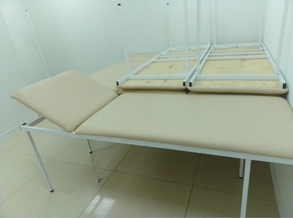 Продам кушетку мед.