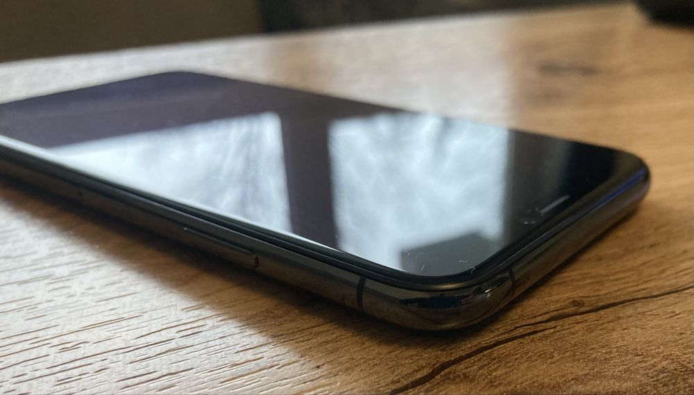 IPhone Xs - като нов