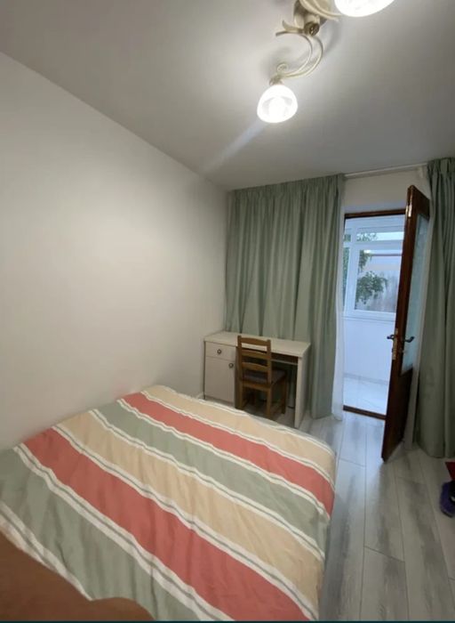 Vând apartament 2 camere Radauți central