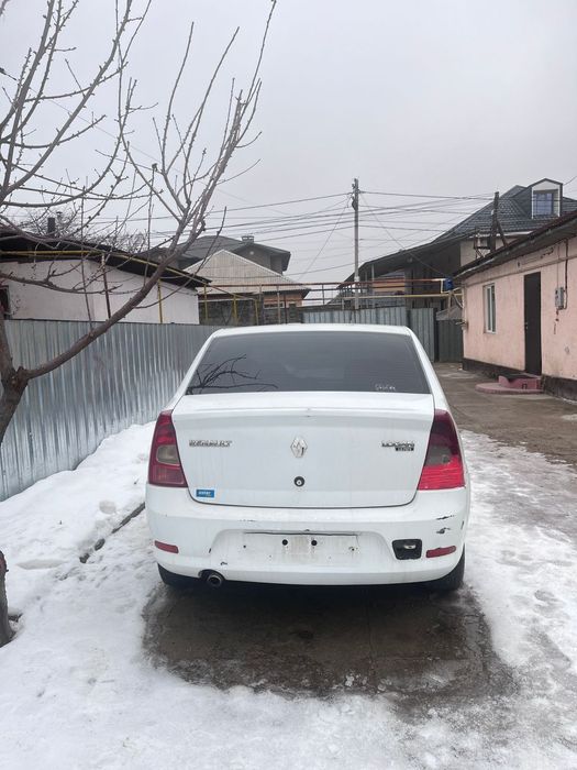 Машину продам срочно