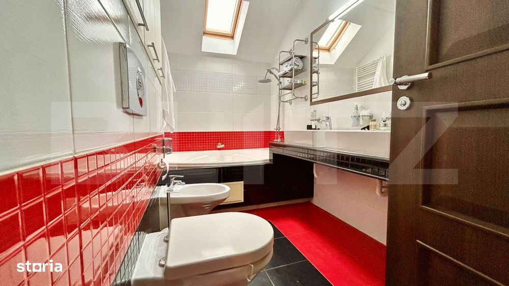 Apartament cu 3 camere, in curte privata