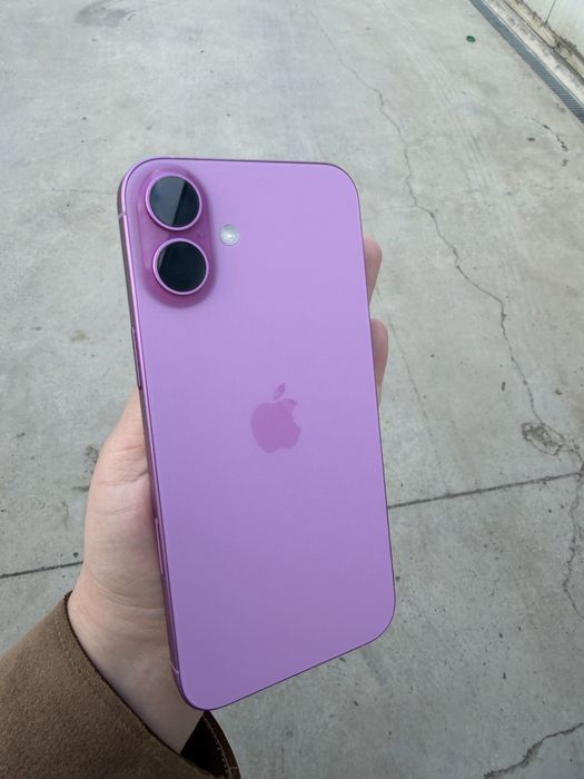 Iphone 16 Plus roz 128GB impecabil baterie 100%