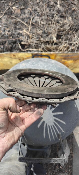 Продам корзину сцепления пассат