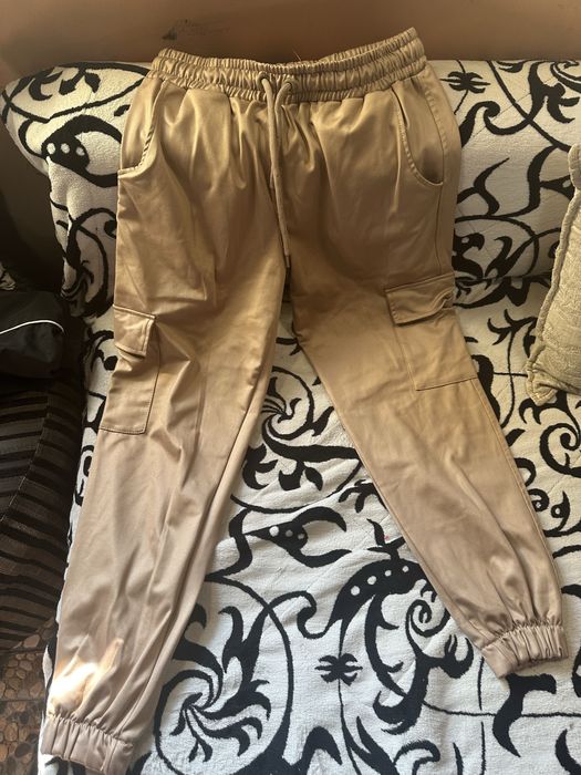 Много хубав панталон като нов !