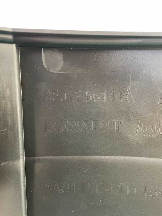 Flaps colt bara stanga dreapta Dacia Jogger nou original Renault