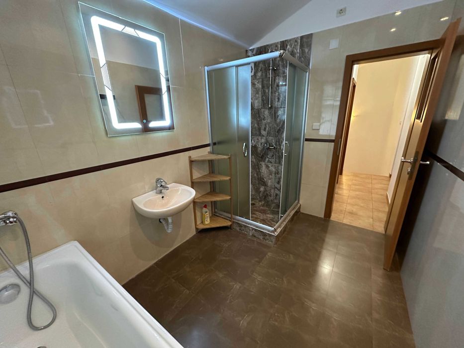 Дава се под наем Къща в София, Бояна - 164 кв.м за 1350 € - Снимка #13