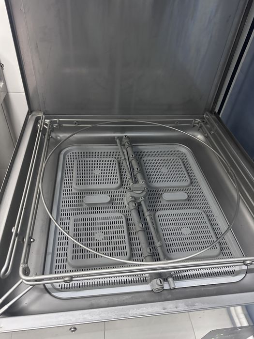 Masina profesionala de spalat vase tip hota/ pass-through cos 50 x 50 cm