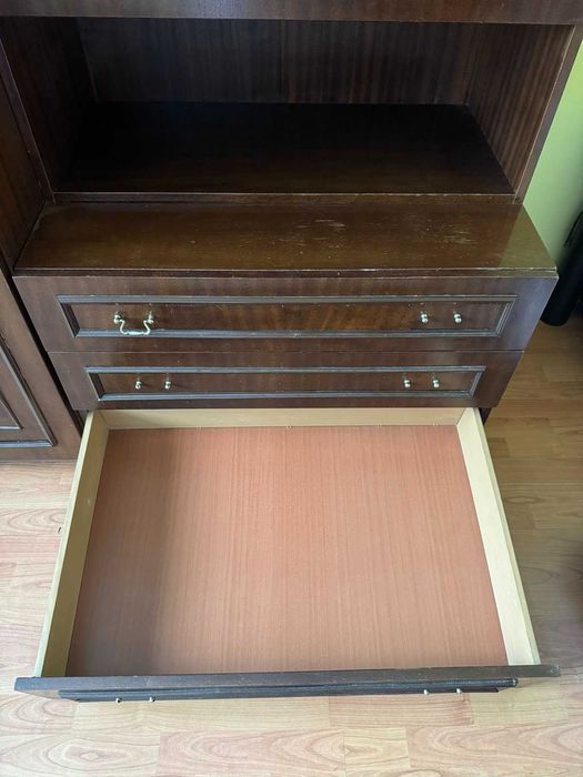 Старинна секция за хол