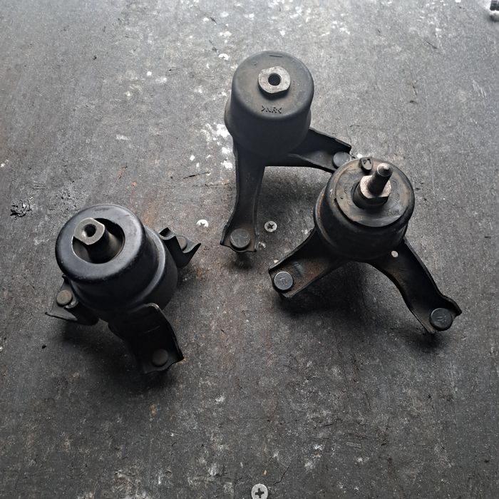 Стартер генератор привот гроната сапфа ступитца диск суппорт рейка.