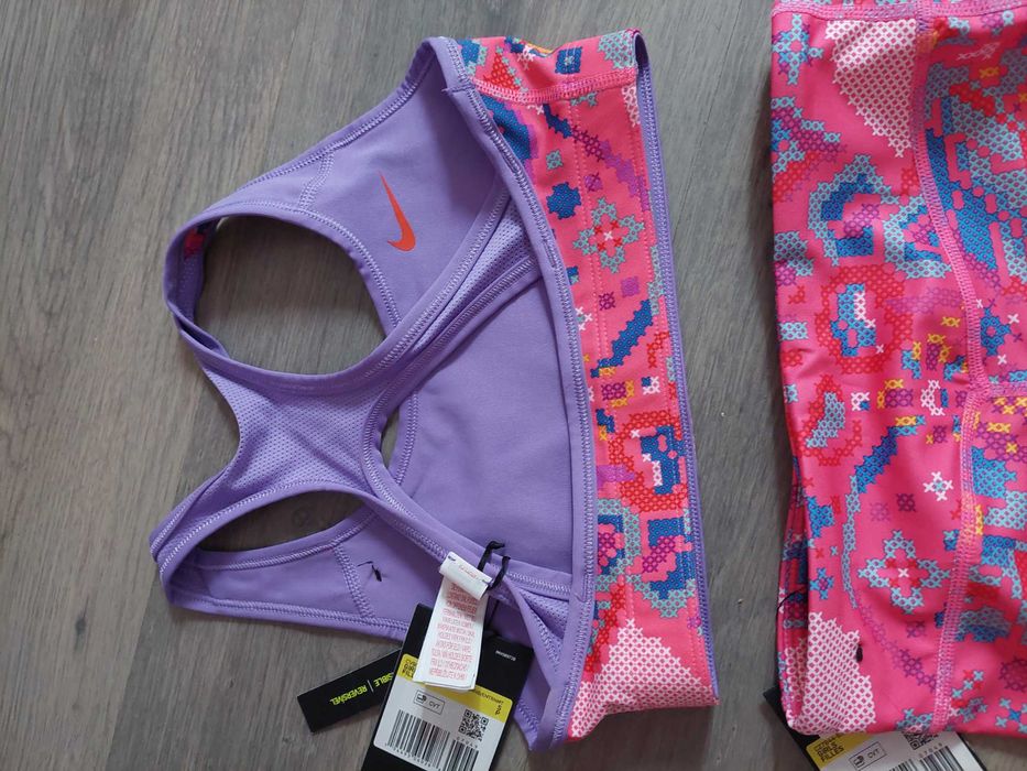 Екип за спорт Nike