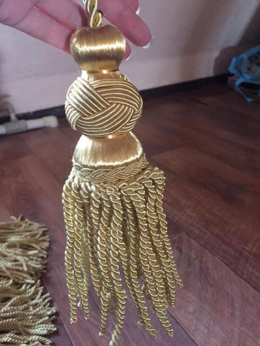 Кисти для портьер