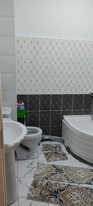 СРОЧНО 3 хонали квартира сотилади 3/2/5