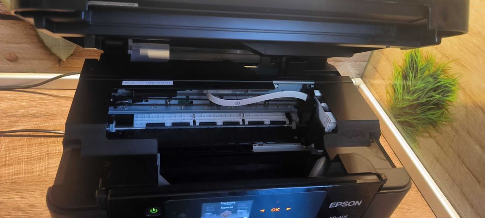 Цветен принтер със скенер EPSON XP-405