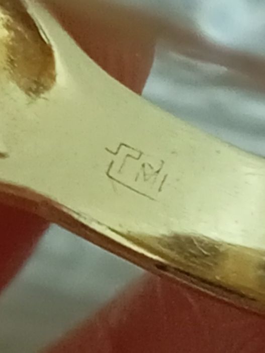 Золотое кольцо  с бриллиантами