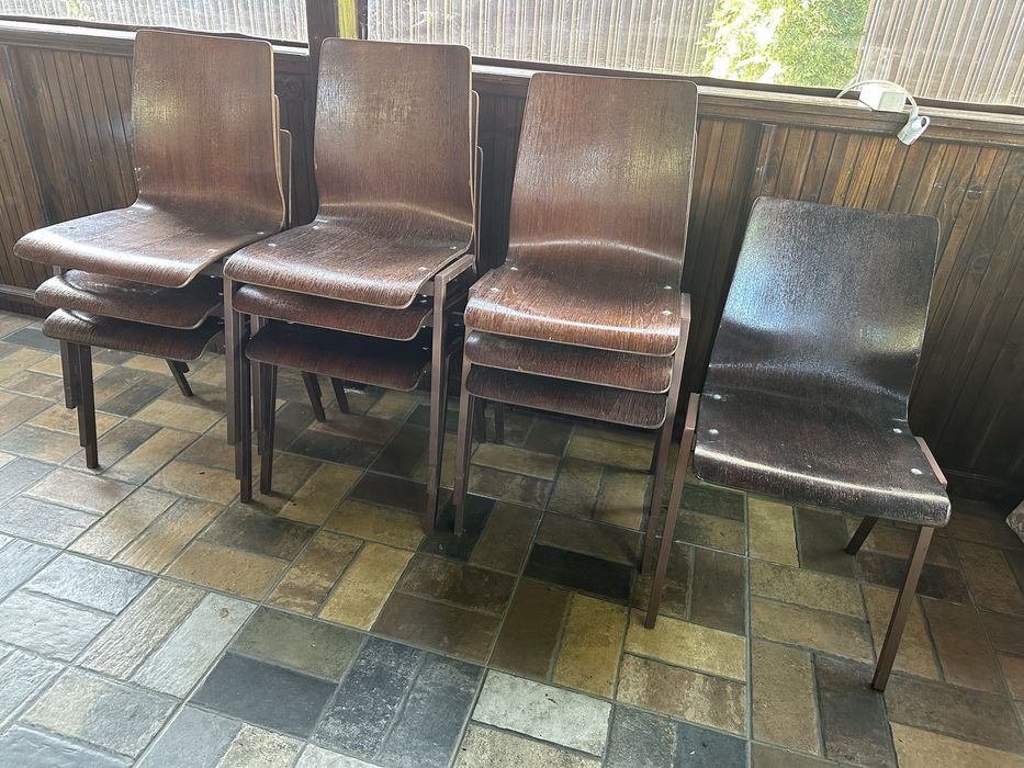 Scaune lemn  stare foarte buna