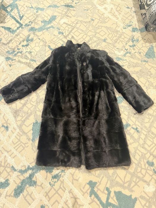 Продам норкувую шубу