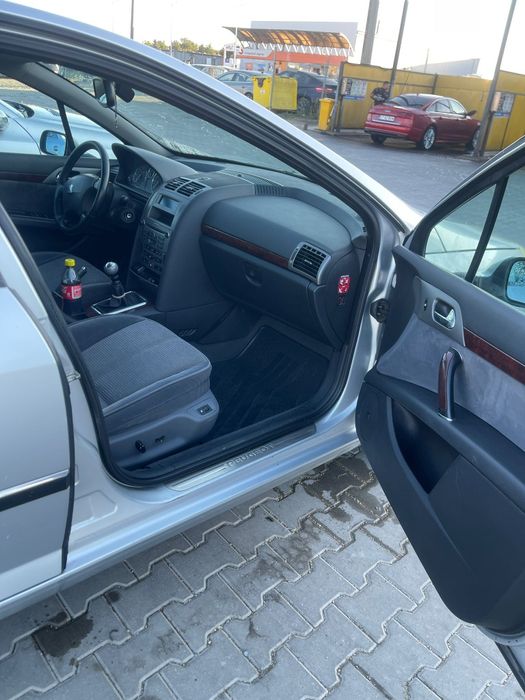 Vând sau schimb peugeot 407