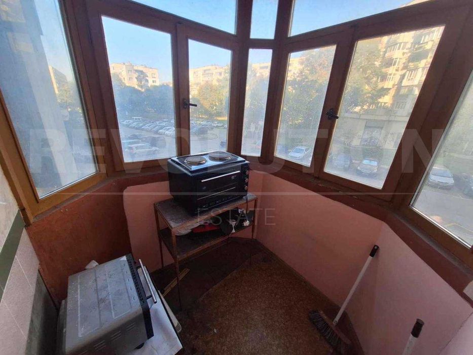 Продава се Двустаен апартамент в Варна, Център - 75 кв.м за 1867 €/кв.м - Снимка #7